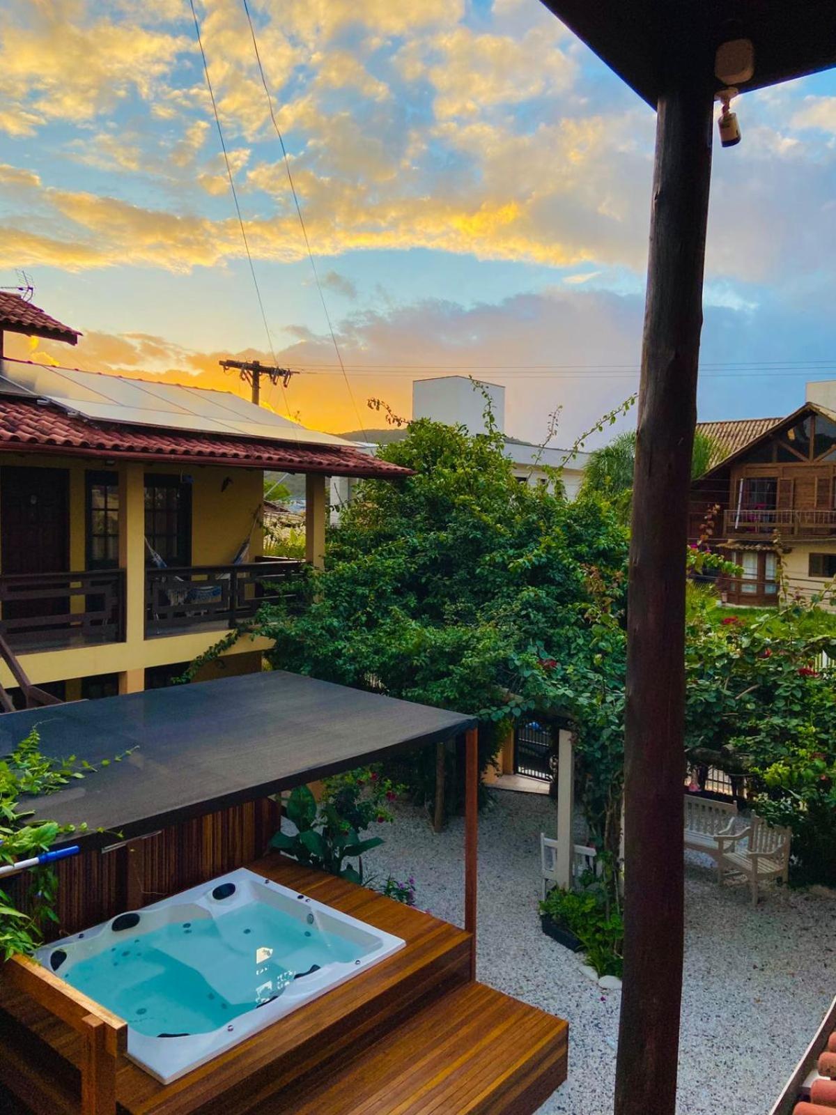 6 - De 02 Quartos Com Jacuzzi Em Bombas * Bombinhas